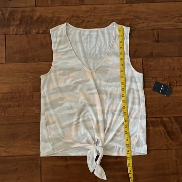 NWT Lucky Brand Peach Tan Camo Tie Front Tank Top V Neck - Picture 5 of 12